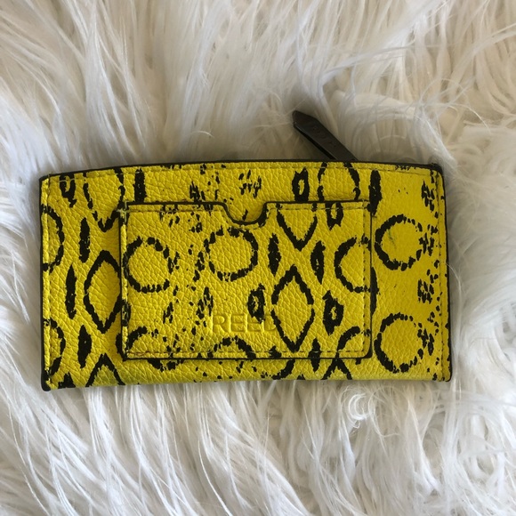 Reed Krakoff Handbags - ⬛️🔶Reed python pattern wallet